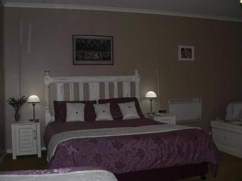Redcliffe House Colonial Bed & Breakfast Суонси Екстериор снимка
