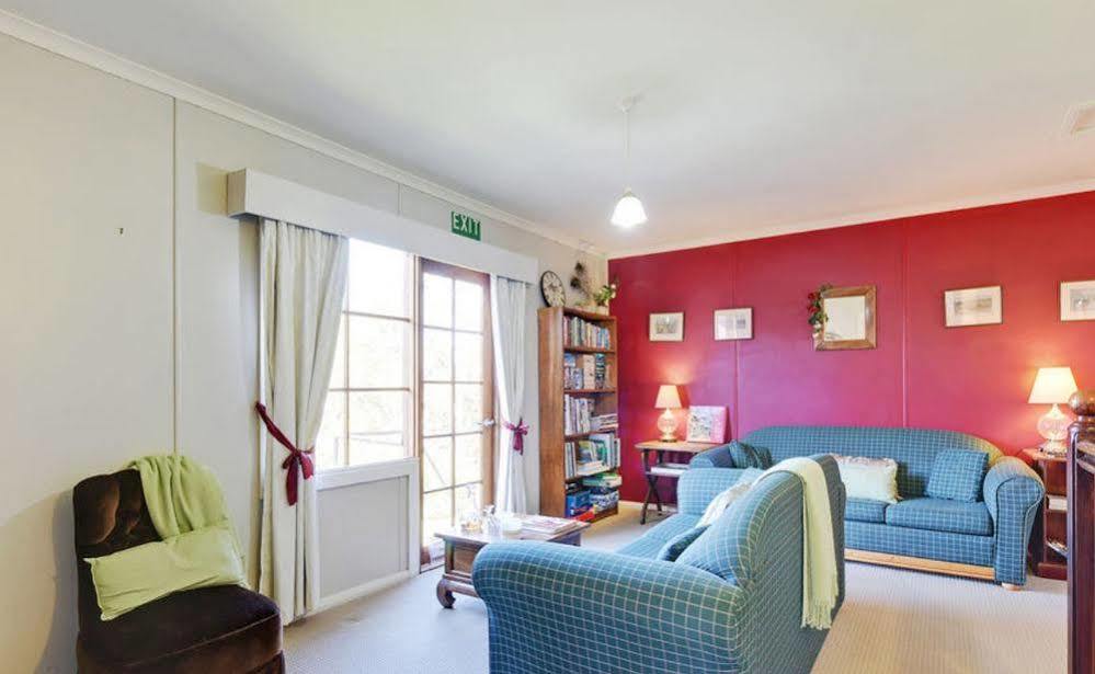 Redcliffe House Colonial Bed & Breakfast Суонси Екстериор снимка